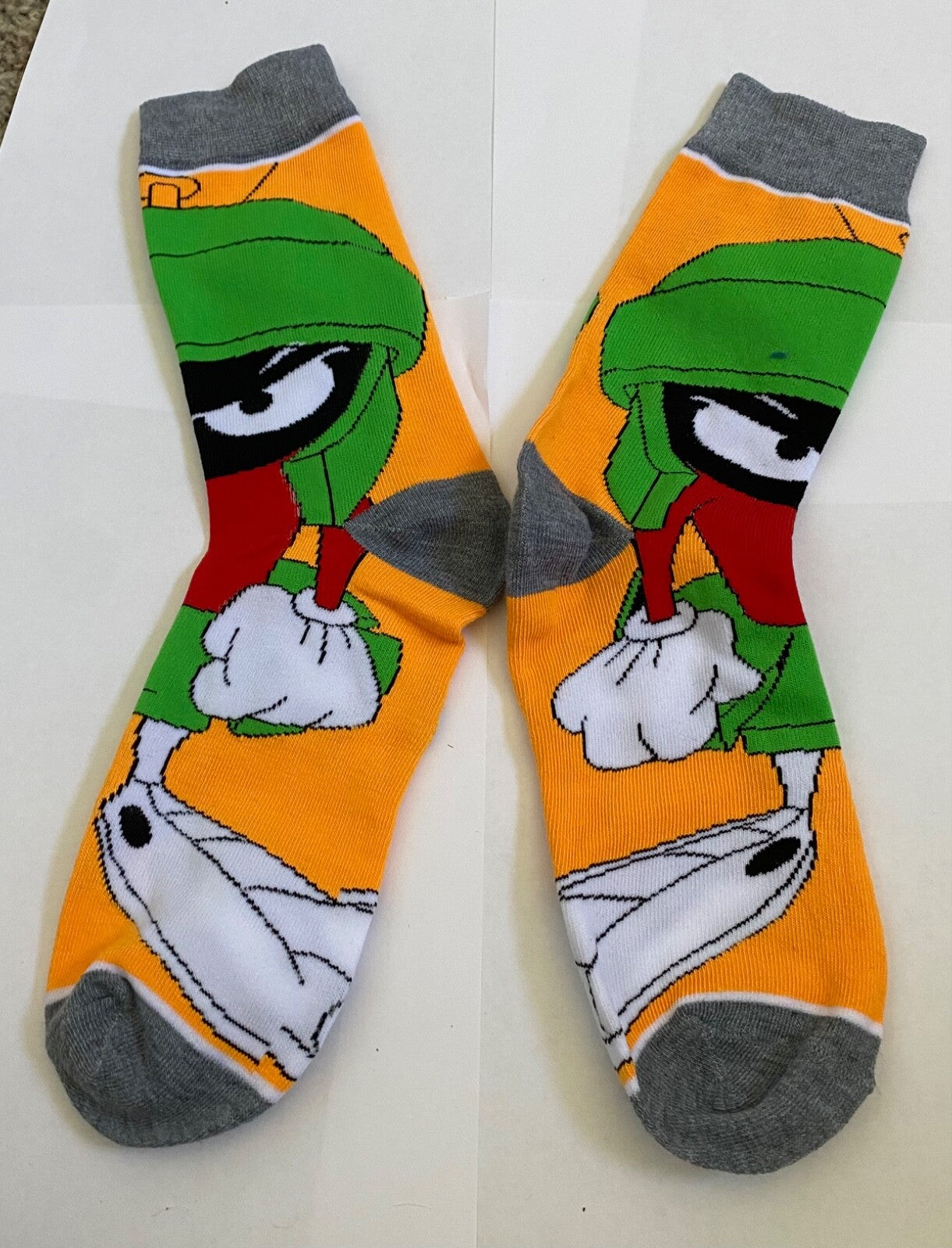 New Looney Toons Marvin the Martian Funny Cartoon Crazy Novelty Crew socks