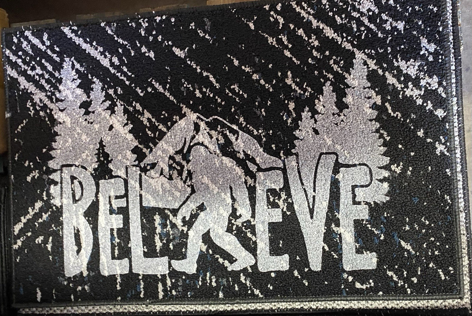 "BELIEVE w/BIG FOOT Walking words" Door Mat  Indoor/Outdoor Garage Man Cave NEW